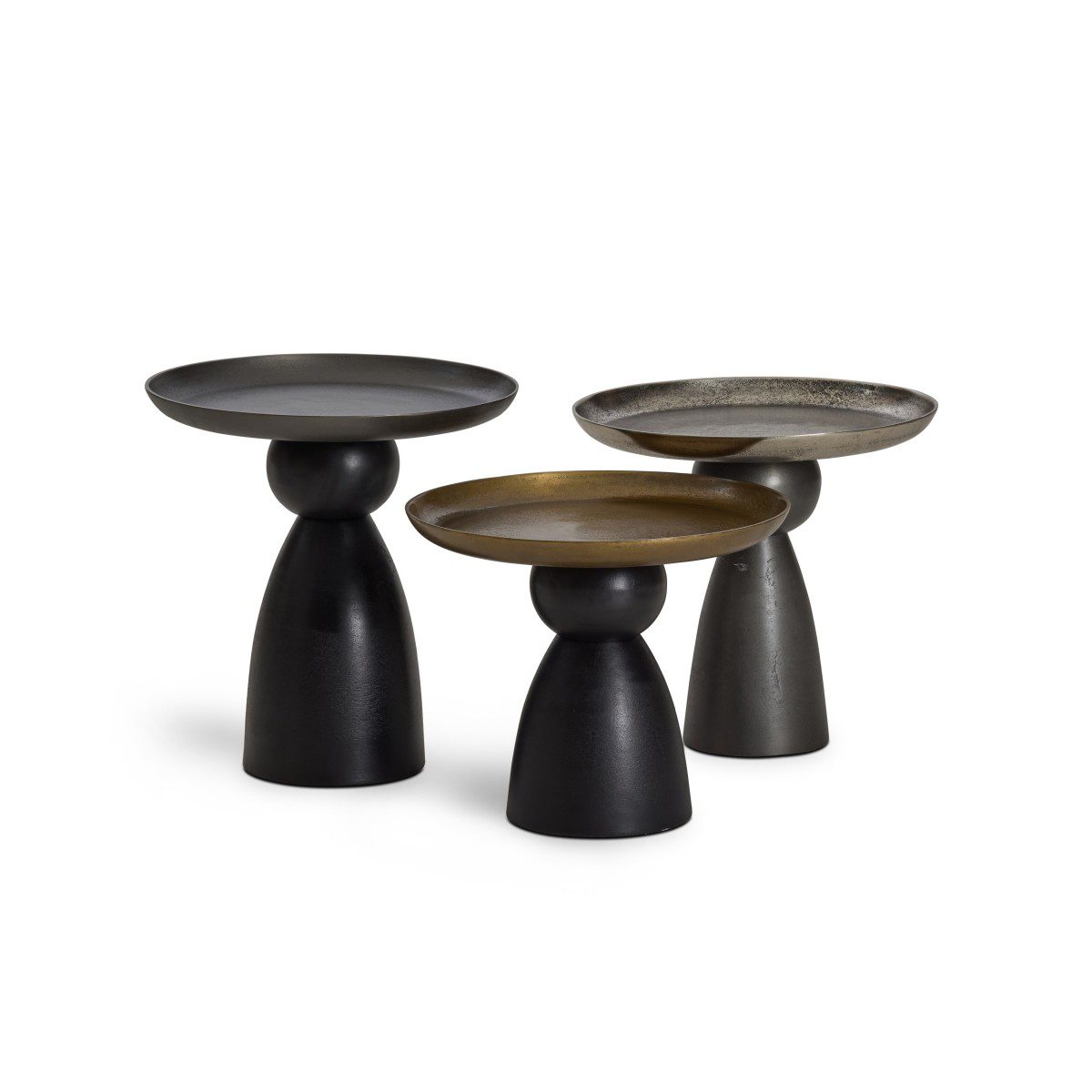 طاولة جانبية