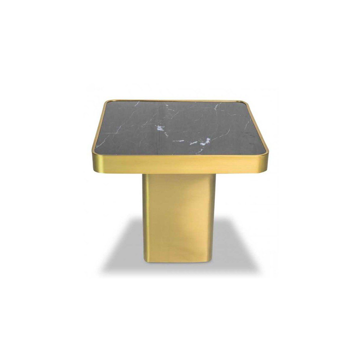 طاولة جانبية