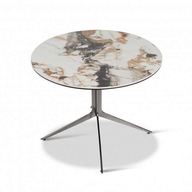 طاولة جانبية