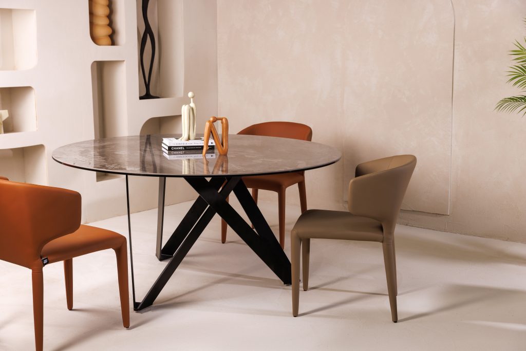 Minimalism: The Best of Both Worlds