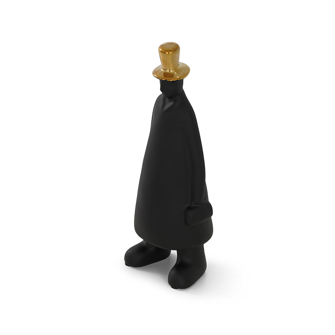 figurine
